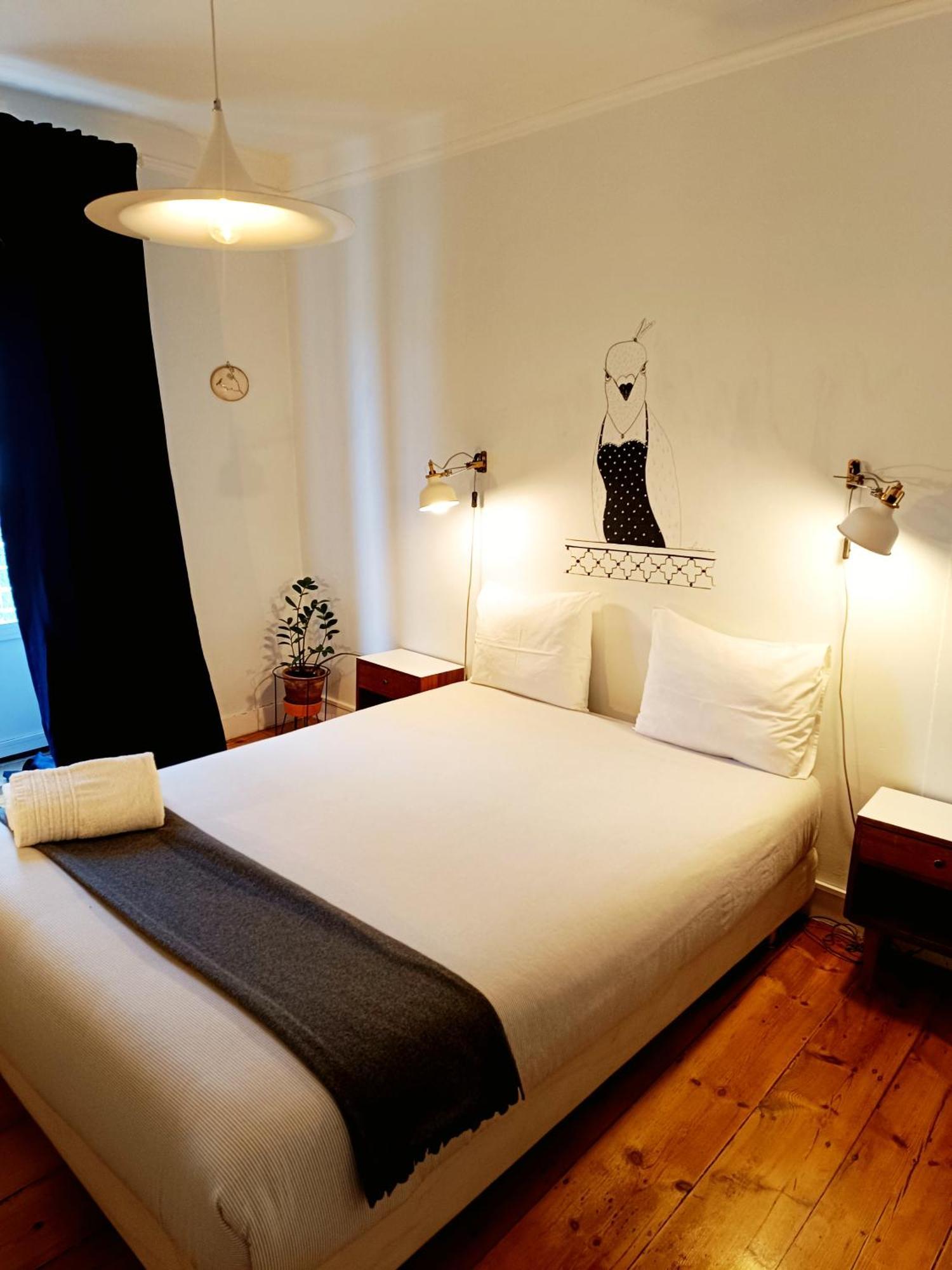 Goodnight Hostel Lisbon Exterior photo